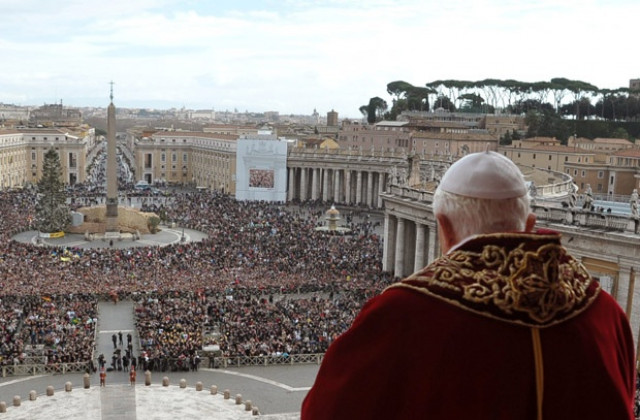 Папа Бенедикт призова паството към любов и грижа за бедните