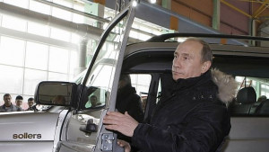 Путин продава на Берлускони кола с 10 отстъпка