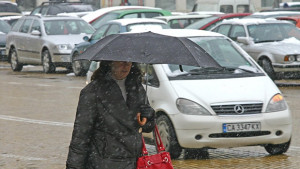 Валежите от сняг достигнаха столицата