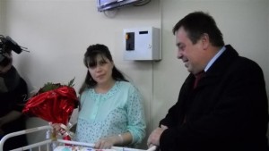 Подаръци от кмета получи първото шуменско бебе за 2010 година