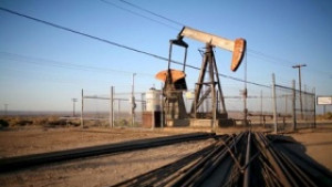 Петролът над 81 долара за барел
