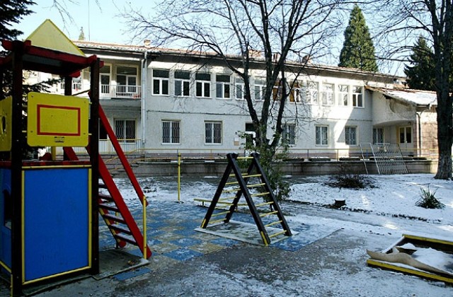 СО внесе предложението за покачване на таксите за детските градини