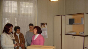 Областният управител с дарение за Съюза на слепите
