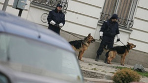 Протестираха срещу застрояването около руската църква