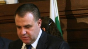 Министър плаши със санкции ако отворят Рибната борса