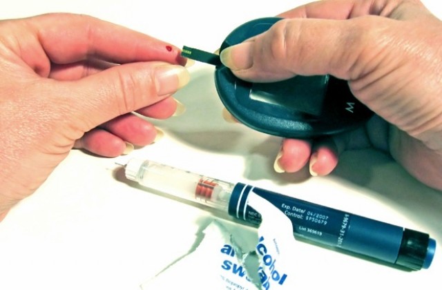Здравната каса плаща само за месец тест лентите на диабетиците