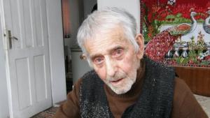 На 100 години става дядо Лалю от Шумата