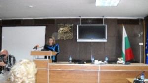 Готвят регистър на децата в риск