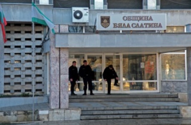 Персоналът на МБАЛ-Бяла Слатина в паника след информация за закриване на отделения