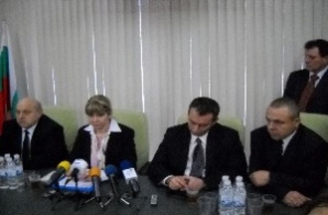 Проверяват източниците на обгазяване. Данните - след две седмици