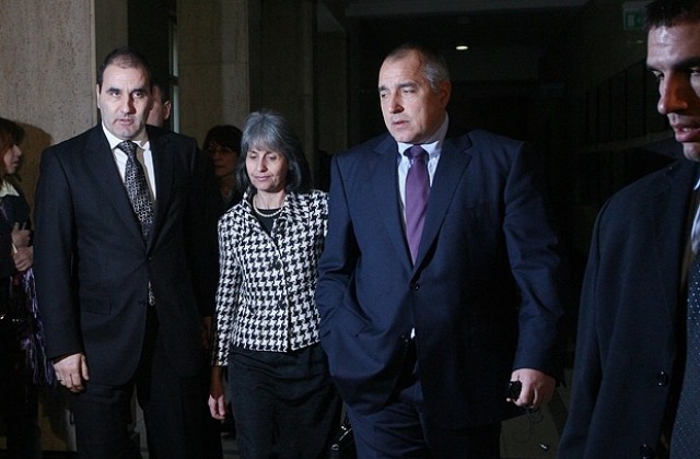 Борисов не прие оставката на Желева като външен министър