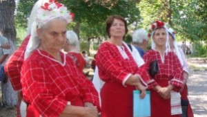 21 читалища празнуват Бабинден