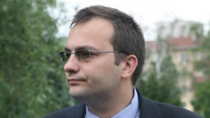 Заплатите в ДКЕВР са близки до тази на премиера твърди