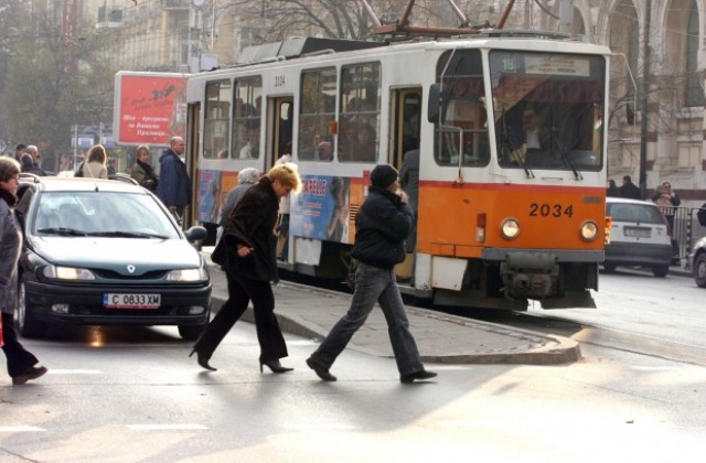 КАТ погва и пешеходците