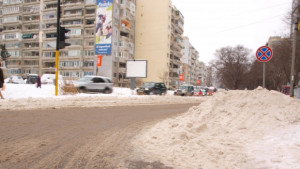 Продължават да лугират заради опасност от поледици