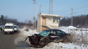 С опасност за живота е мъжът който пострада при катастрофа