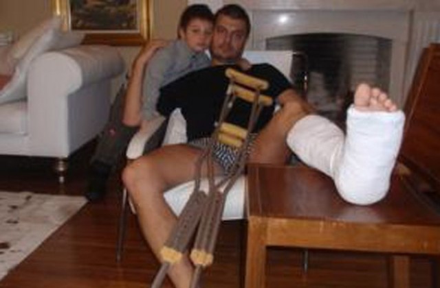 Бареков счупи крак