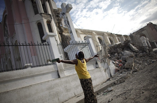 САЩ възобновят медицинските евакуации от Хаити