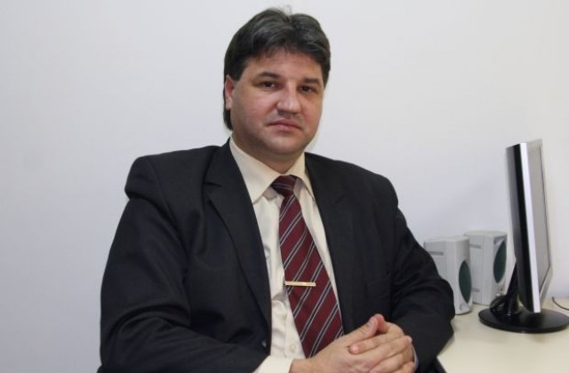 Димитър Узунов се оттегли от конкурса за шеф на Окръжния съд