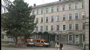 Съветници пазят болница с декларация