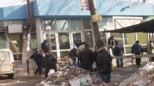 Търговци на риба заплашиха да продават пред общината