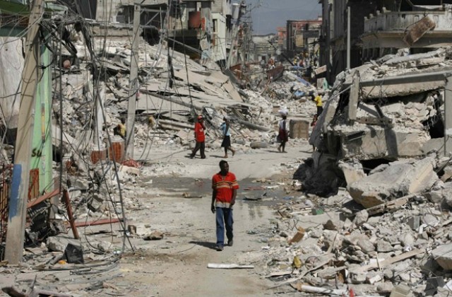 Жертвите на земетресението в Хаити са повече от 200 000