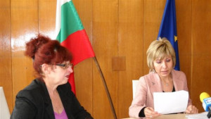 Двама работодатели кандидатстваха за компенсации за непълно работно време