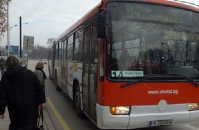 Увеличават колите на градския транспорт в столицата за Задушница