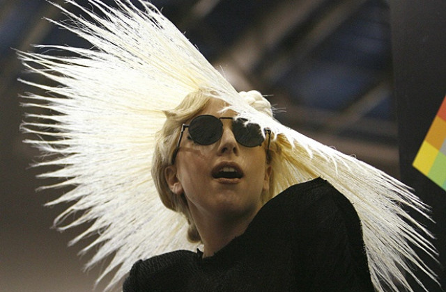 Лейди Гага ще помага на Хаити