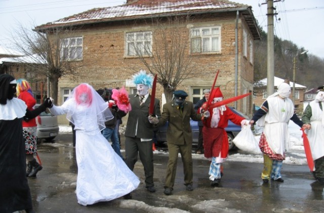Кукери гониха  болести от Кости
