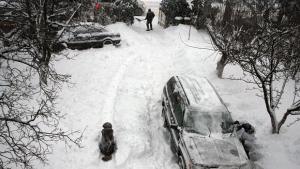 КАТ ескортира снегорините при почистването на булeвардите в София