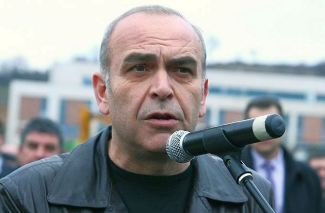 Паскалев: Хаджигаев да посочи близките до БСП строителни фирми и техни закононарушения