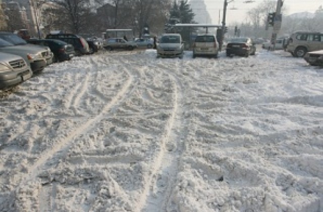 Променят таксата за платено преференциално паркиране в синя зона