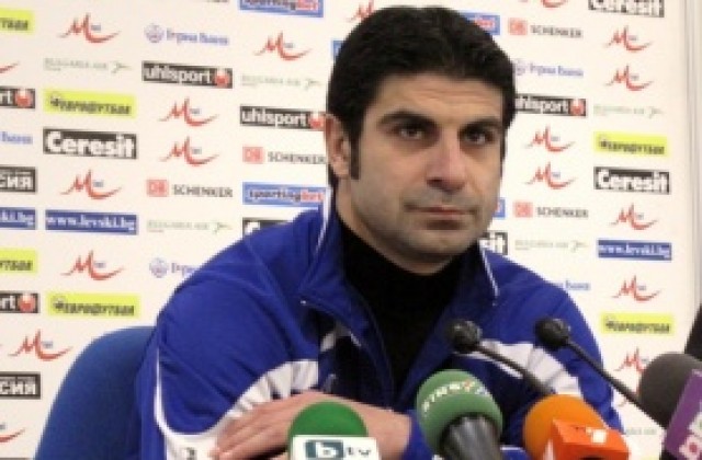 Георги Иванов: Чакам португалски защитник в Кипър, ще играе в контрола