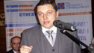 Истинският премиер бил Цветан Цветанов