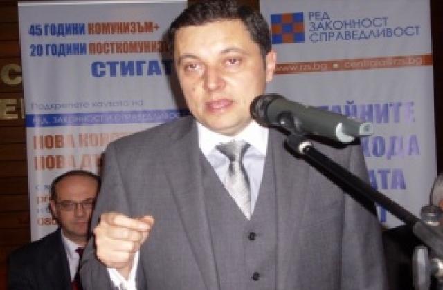 Истинският премиер бил Цветан Цветанов