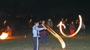 С кукери и огнена клада в Приселци отбелязват Сирни Заговезни