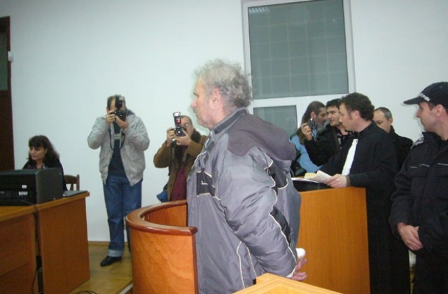Убиецът на полицая Бончо Чернев остава в ареста