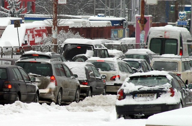 Движението в София е нормално при зимни условия