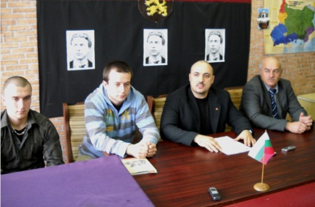 Инициатива за възстановяването на паметника на Васил Левски подемат воеводите от Враца