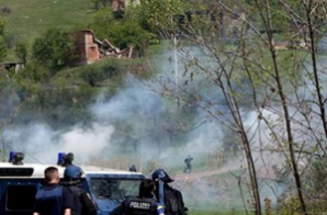 Над 50 мафиоти са арестувани при спецакция в Сърбия