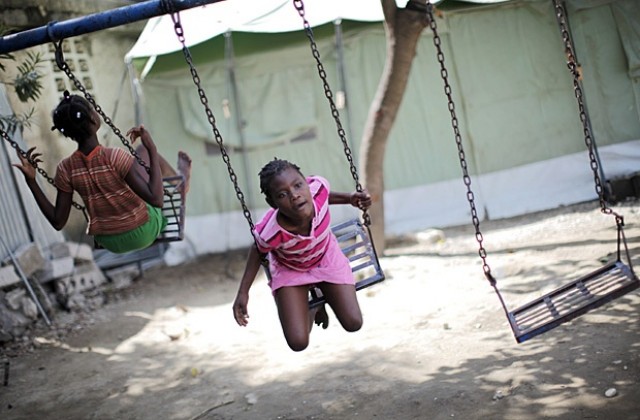 Изведените от баптисти деца в Хаити не били сираци