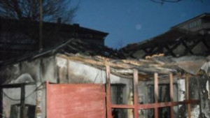 Възрастен мъж едва не изгоря при пожар