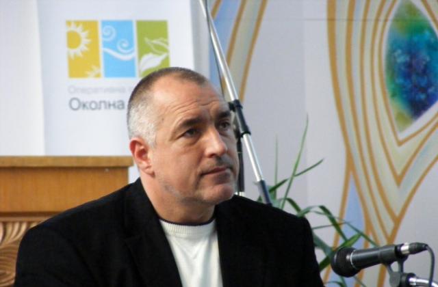 Когато отборът върви, не се правят смени, според премиера