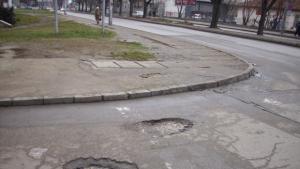 Общината започва ново запълване на дупки