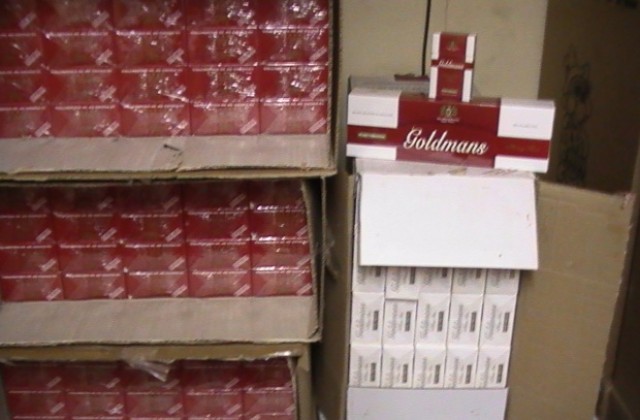 Иззеха над 10 000 кутии с цигари без бандерол