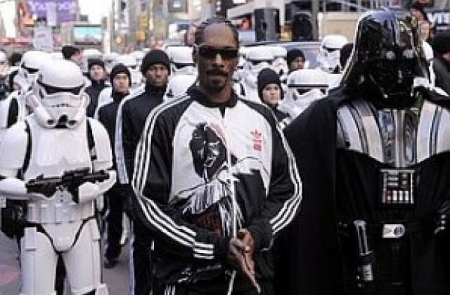 Adidas продава „джедайски” кецове за около 200 долара
