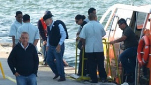 Повече товари и помалко пътници превозени по вода в края
