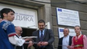Местата за специализанти са увеличени стремим се да ги задържим