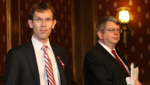 МВФ прогнозира 02 ръст на икономиката ни за 2010а